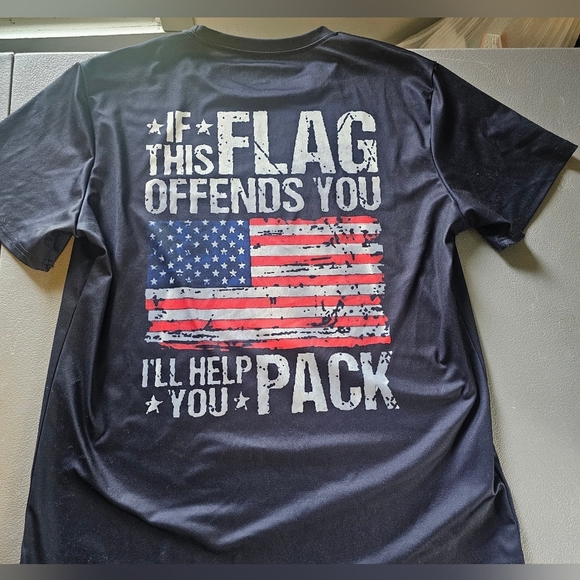 Other - Men's Patriotic Graphic T-Shirt Size XL